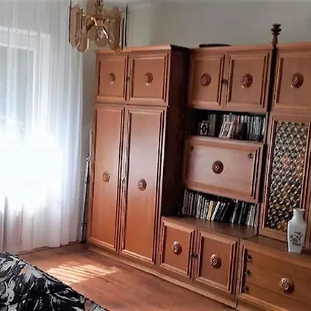 In Siofok/balaton 19854 דירה